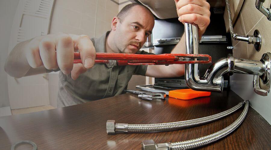 Expert burst pipe repair services in Coyote, CA